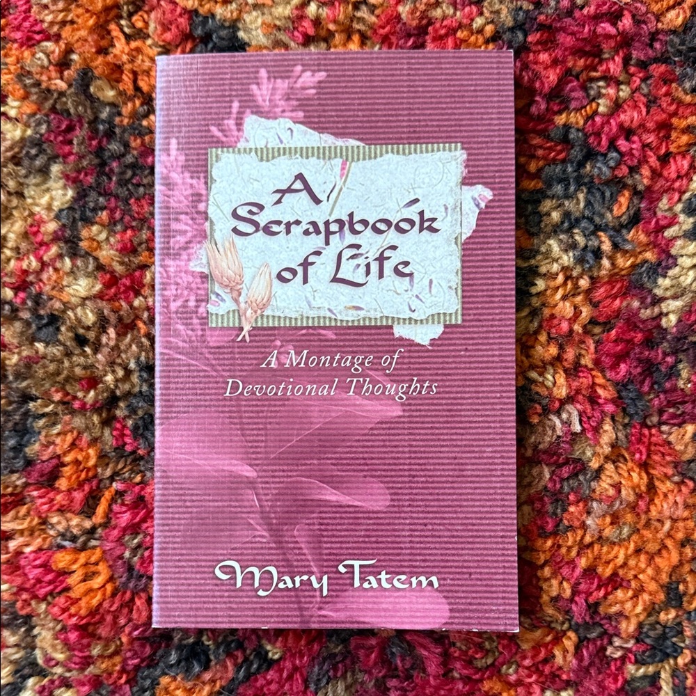 *NWT* A Scrapbook of Life Book